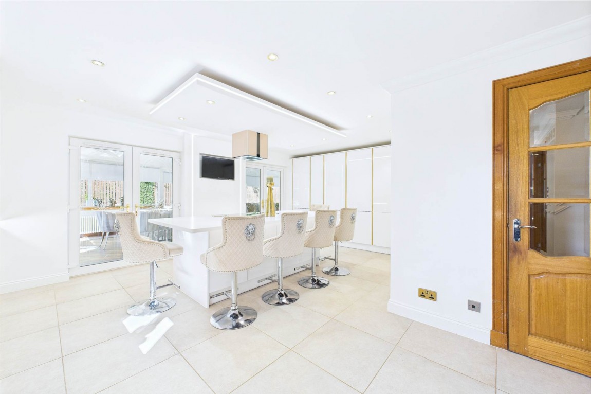 Images for Glen Isla Quadrant, Cleland, Motherwell