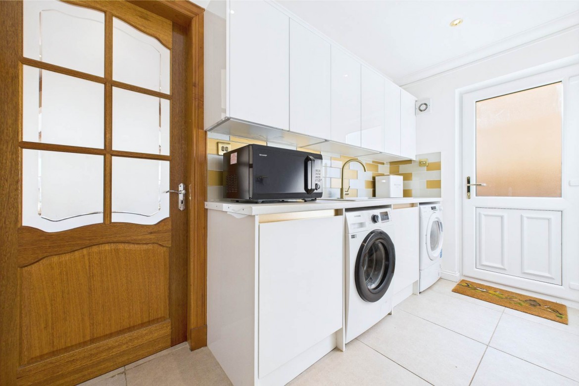 Images for Glen Isla Quadrant, Cleland, Motherwell