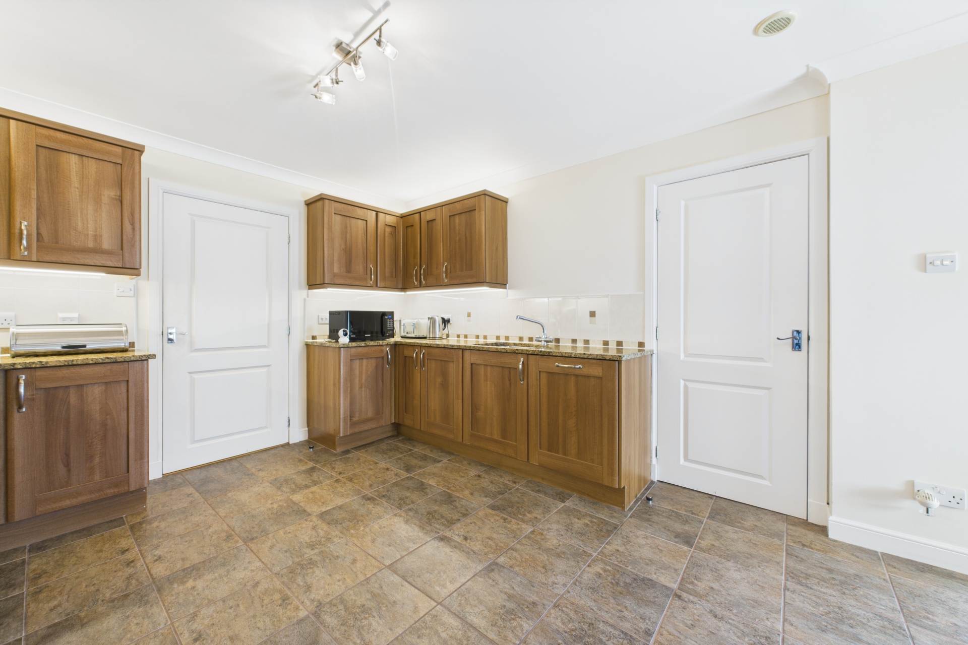 Byretown Grove, Kirkfieldbank