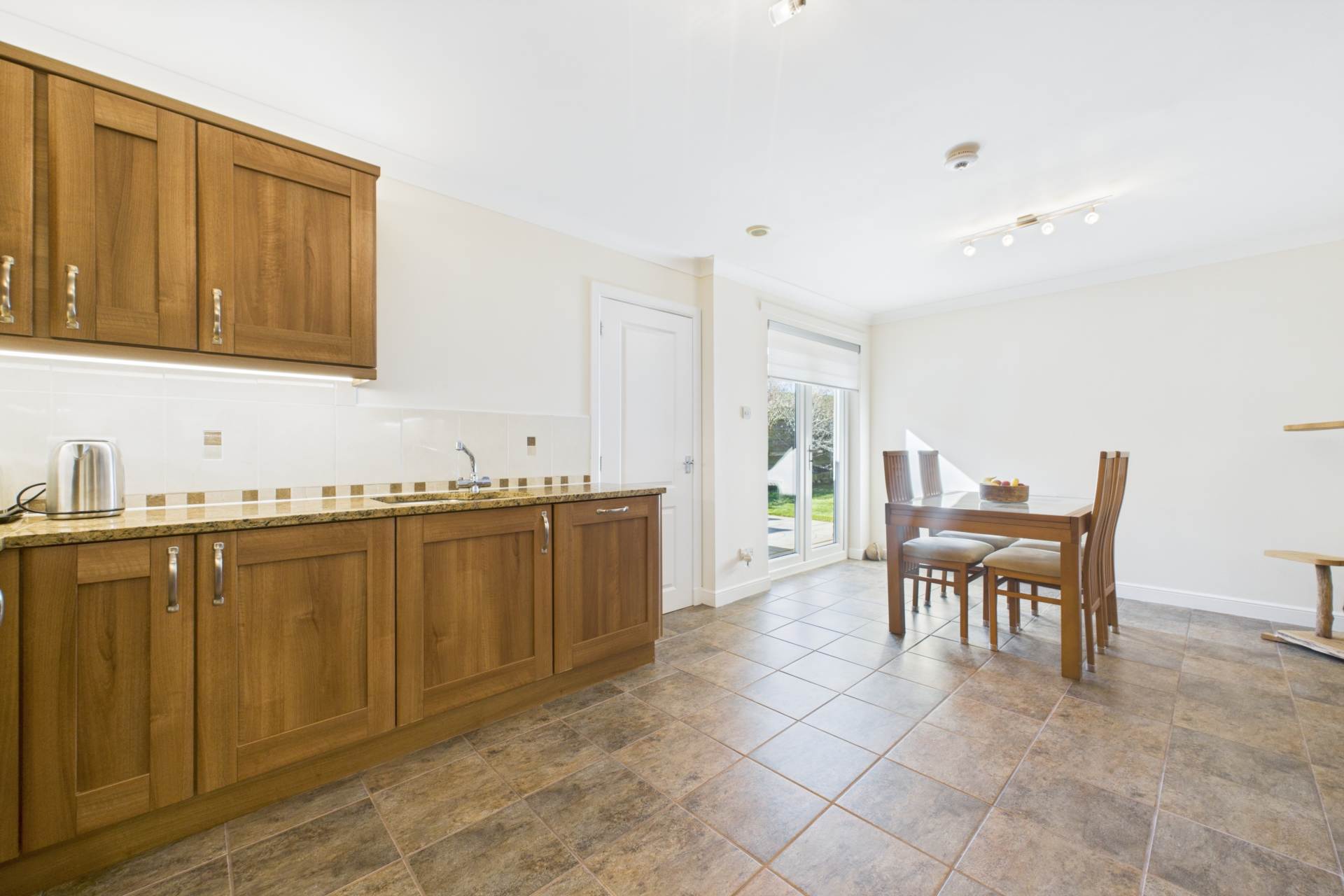 Byretown Grove, Kirkfieldbank