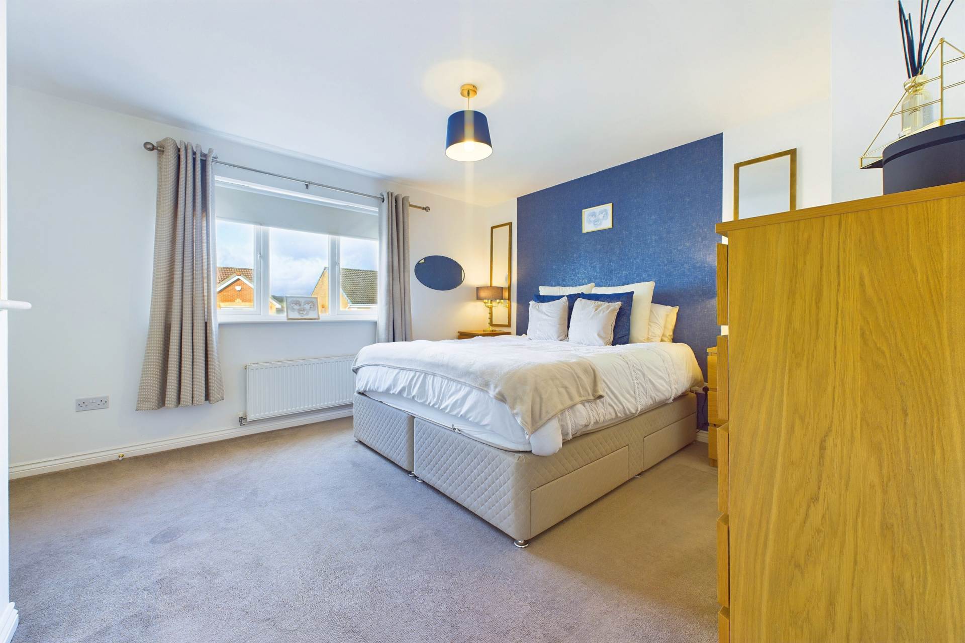 MacLeod Crescent, Airdrie