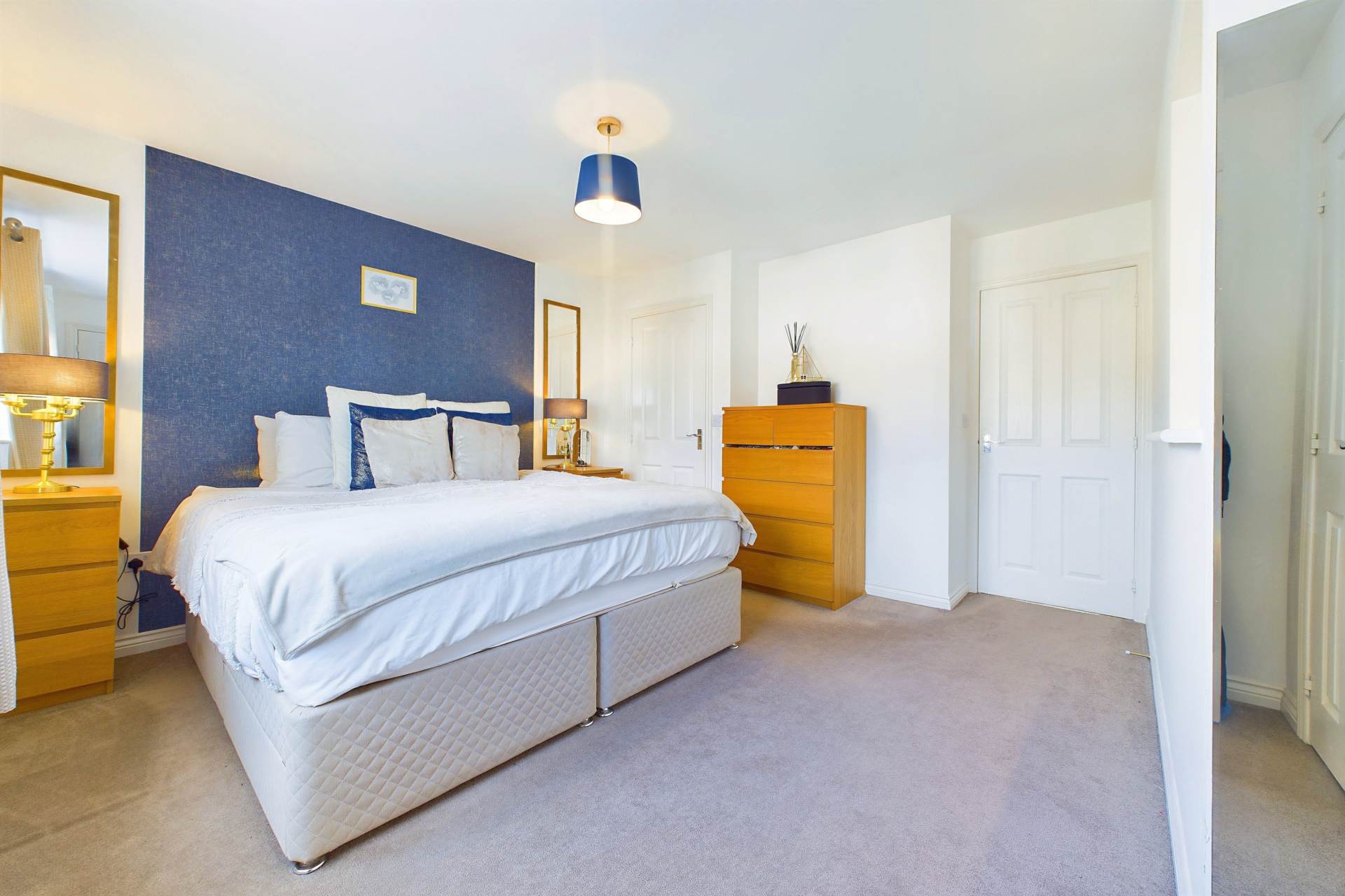 MacLeod Crescent, Airdrie