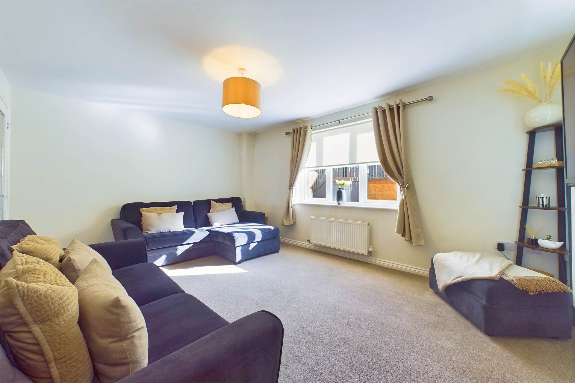 MacLeod Crescent, Airdrie