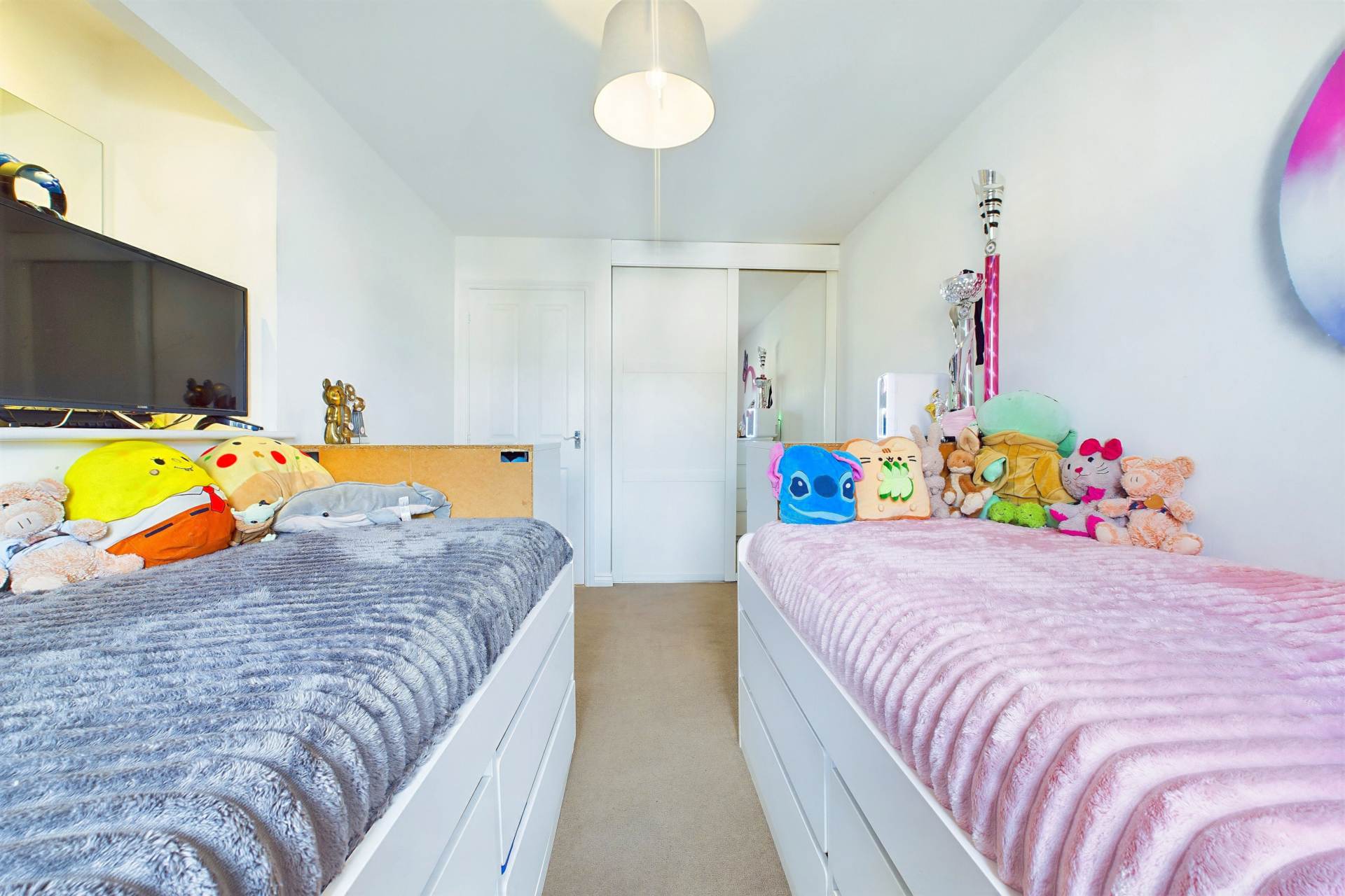 MacLeod Crescent, Airdrie