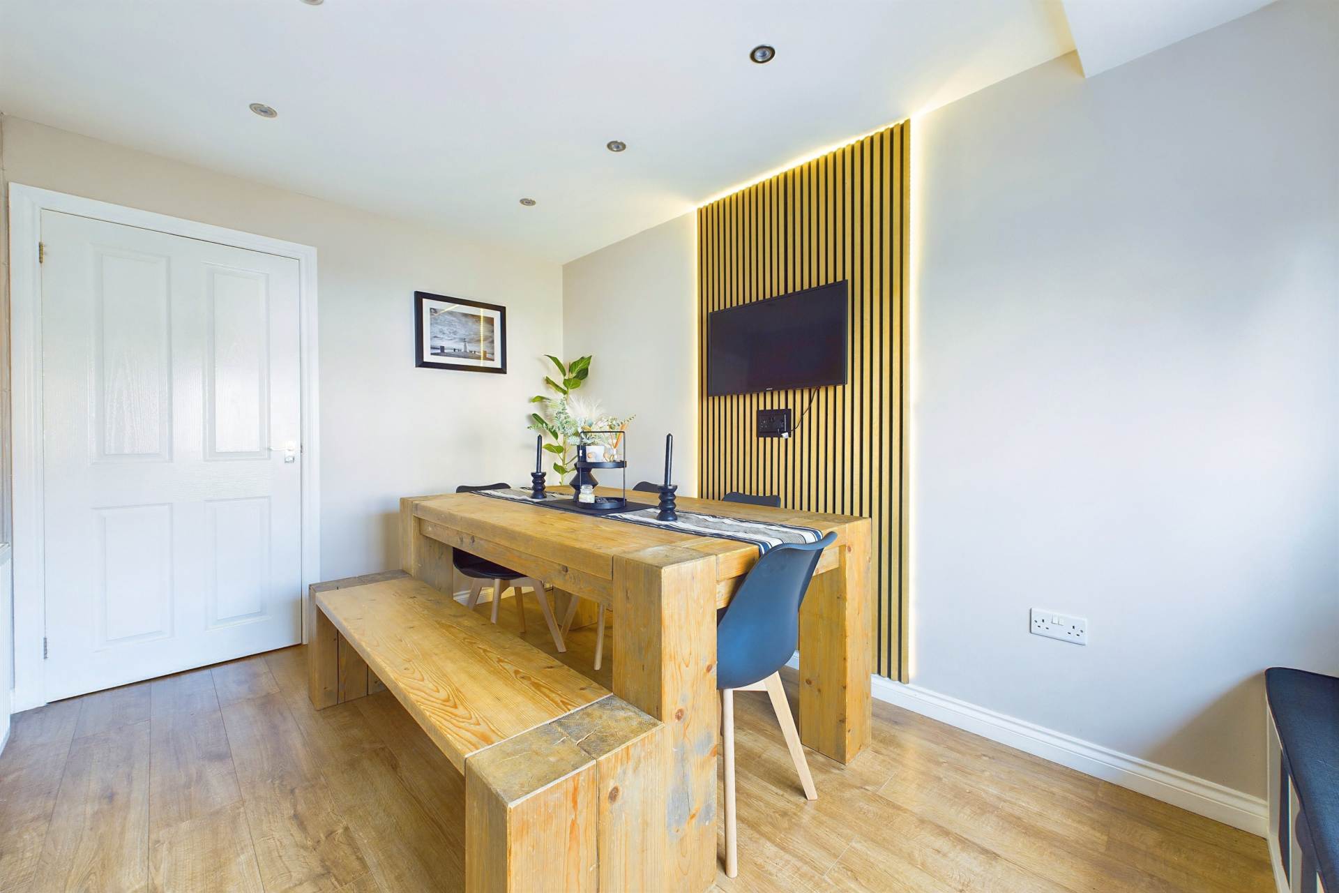 MacLeod Crescent, Airdrie