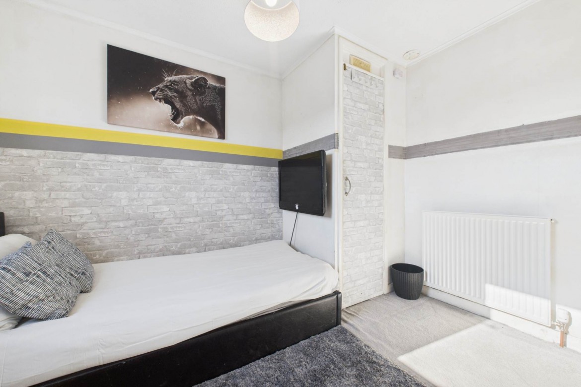 Images for Brentwood  Square, Parkhouse, Glasgow