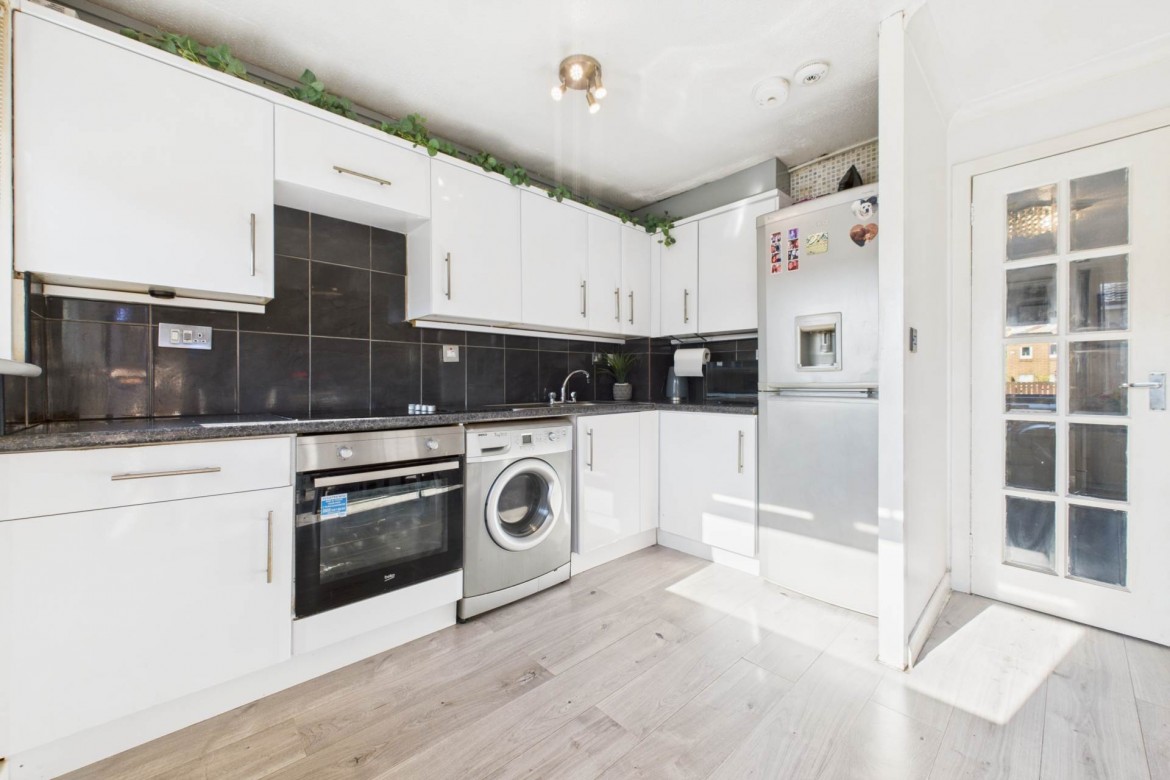 Images for Brentwood  Square, Parkhouse, Glasgow