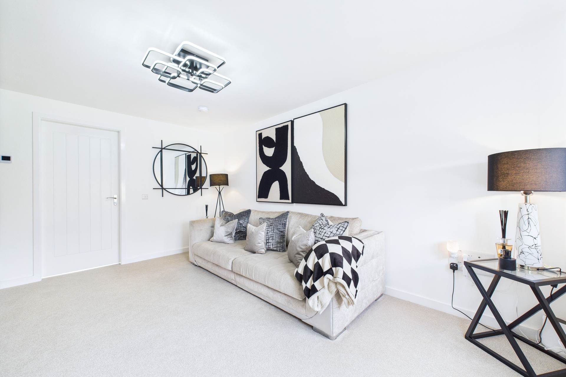 Bracken Grove, Law, Carluke