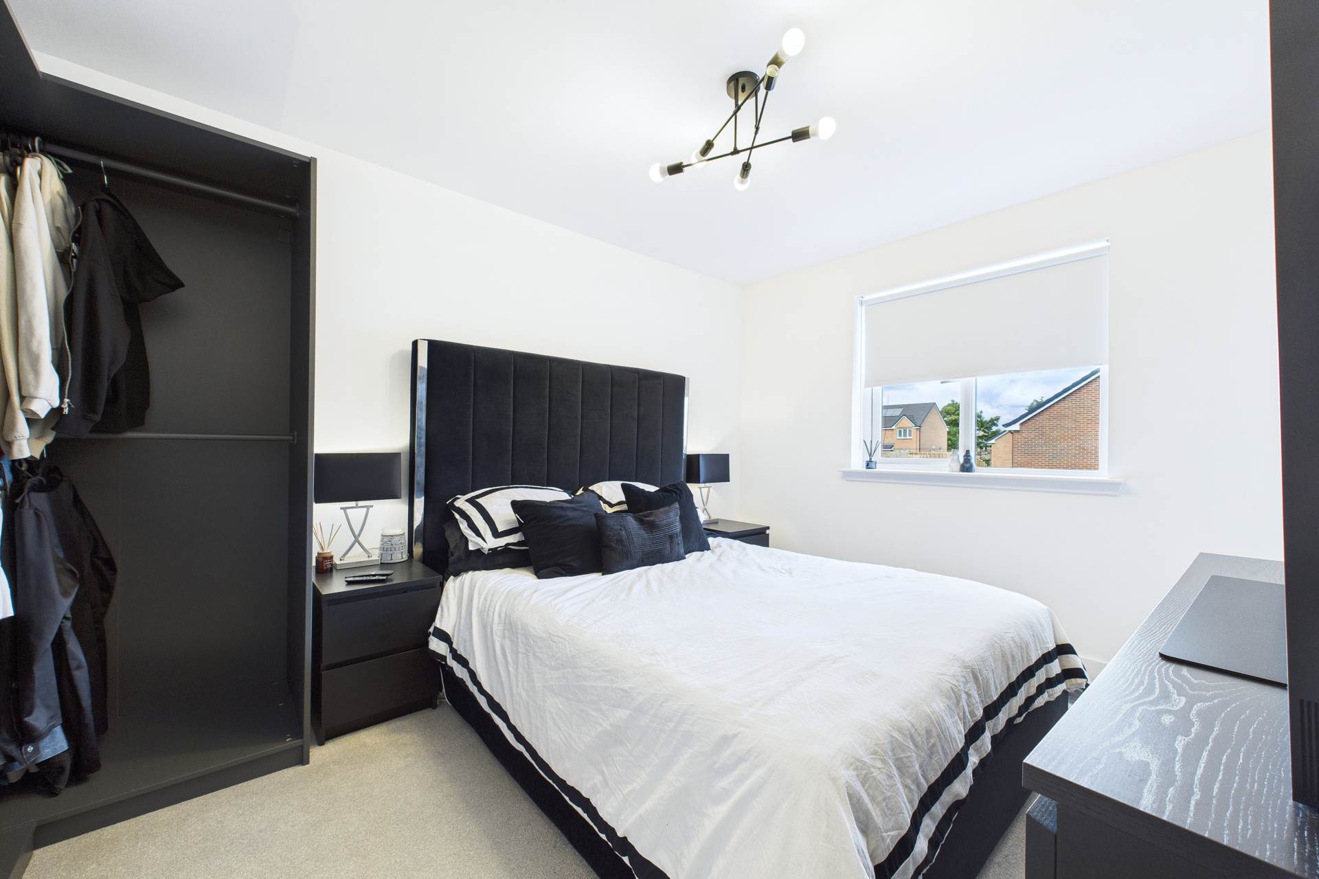 Bracken Grove, Law, Carluke