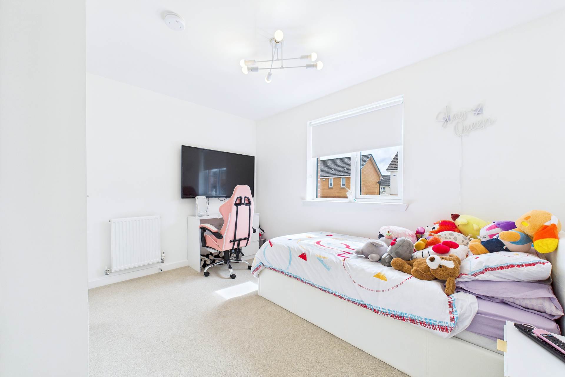 Bracken Grove, Law, Carluke