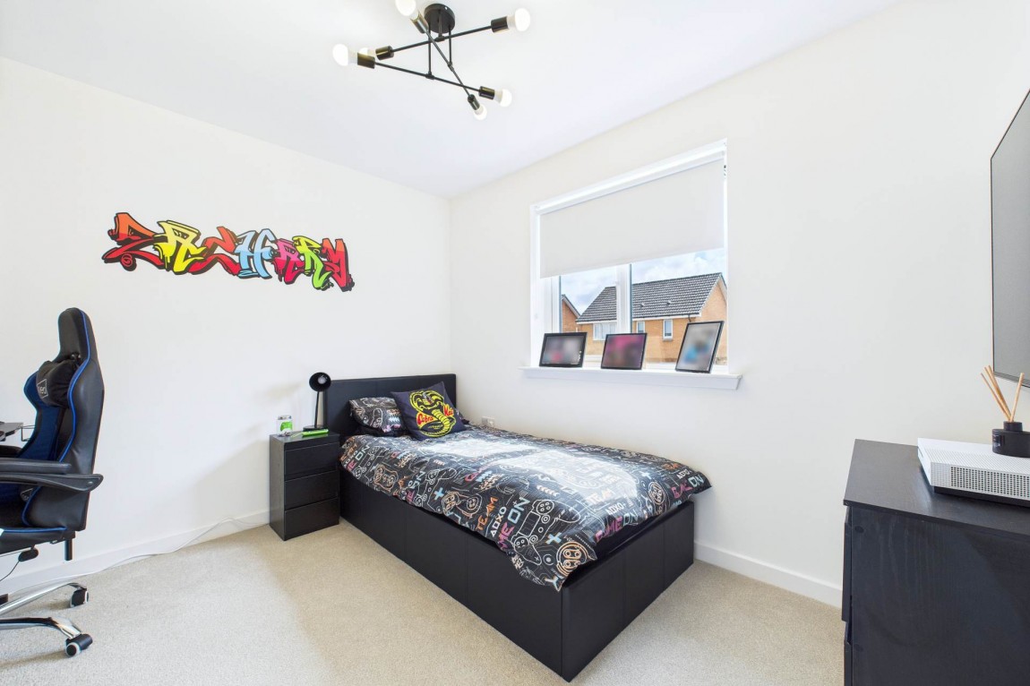 Images for Bracken Grove, Law, Carluke