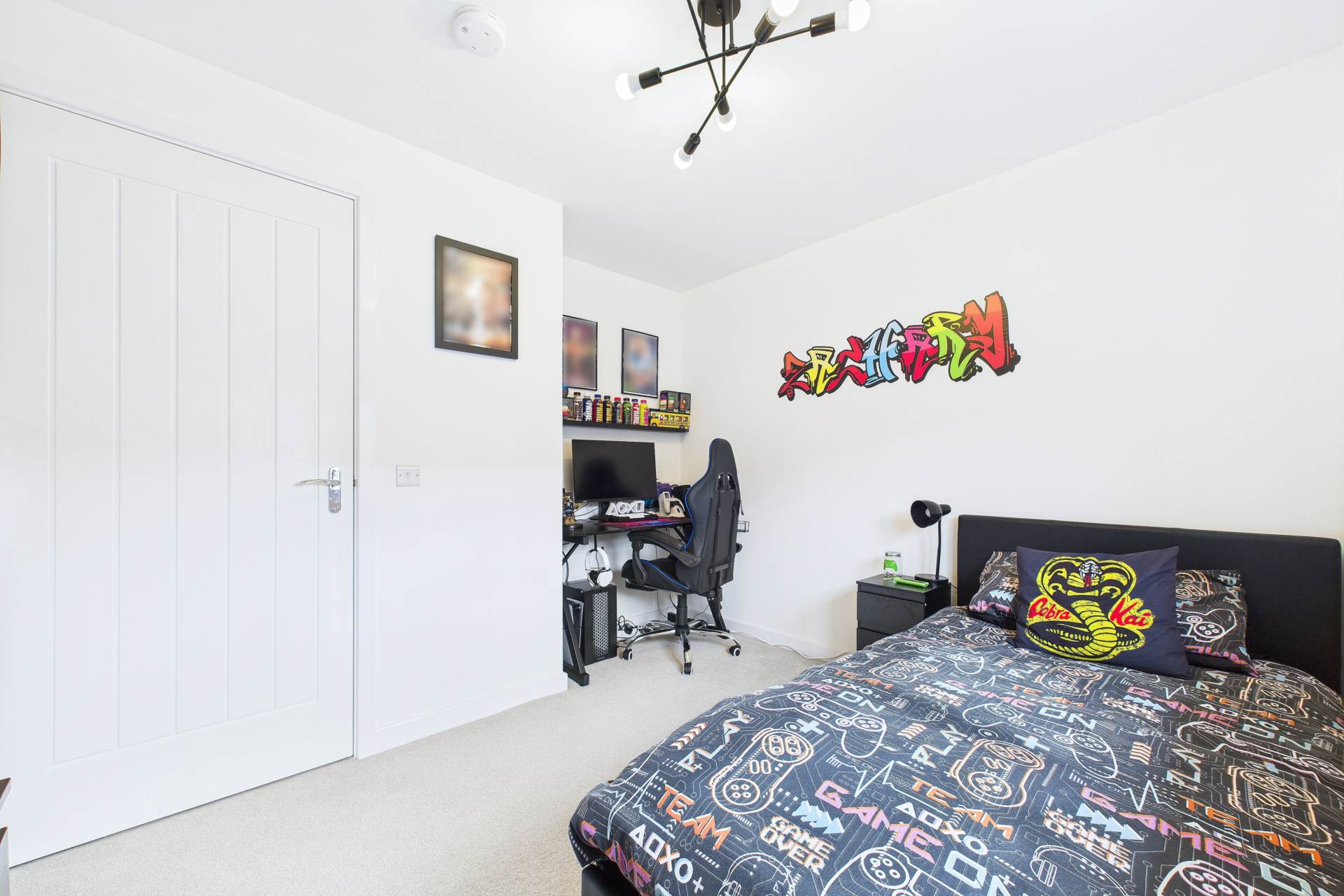 Bracken Grove, Law, Carluke
