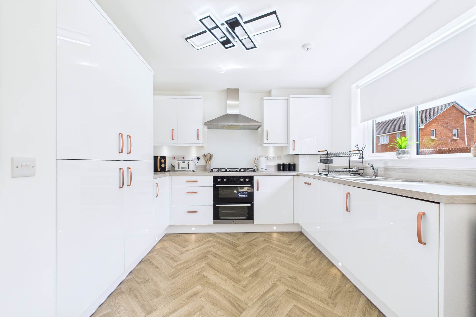 Bracken Grove, Law, Carluke