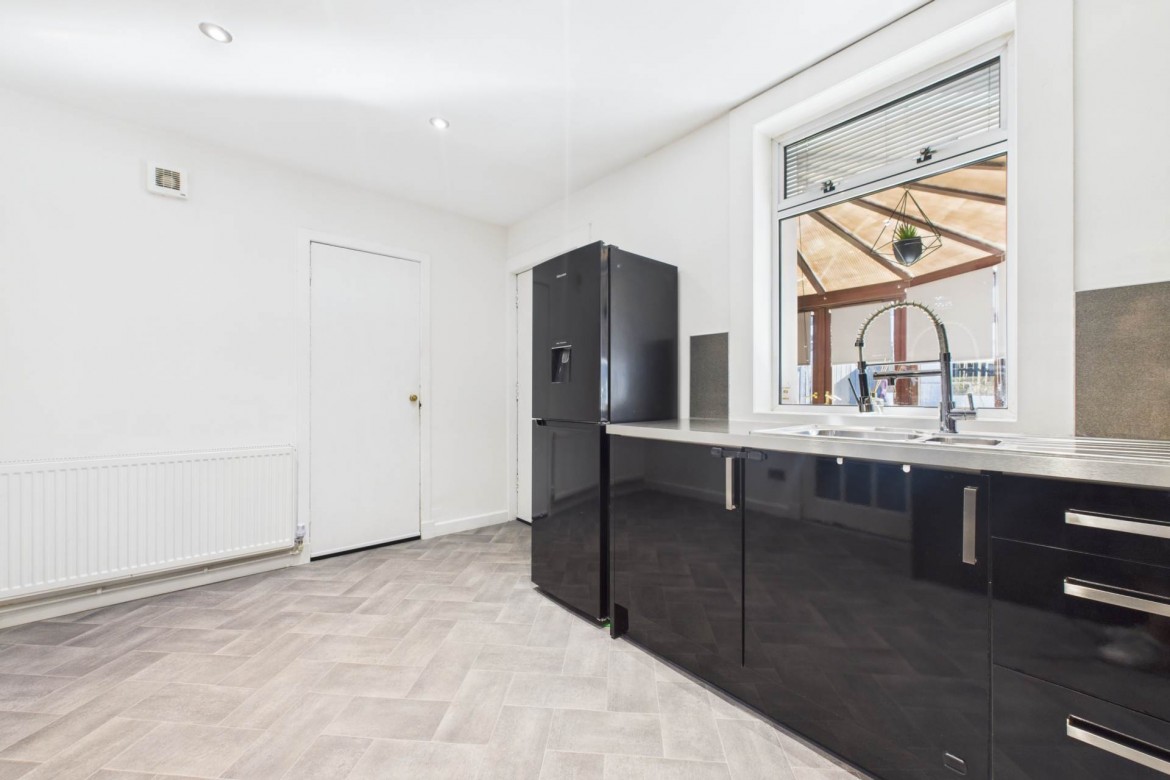 Images for Newfield Crescent, Hamilton