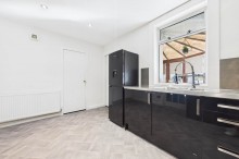 Images for Newfield Crescent, Hamilton