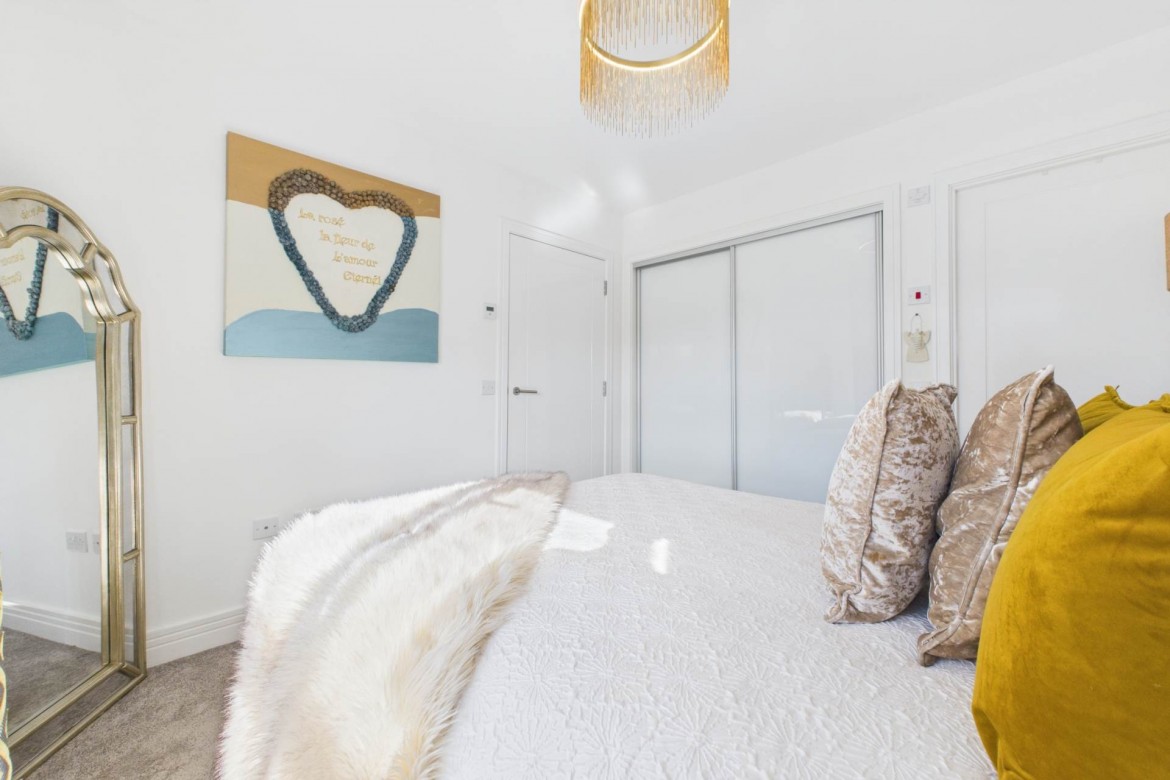 Images for Alexander Gardens, Espieside