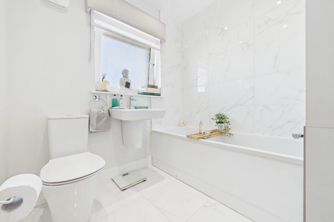 Images for Alexander Gardens, Espieside