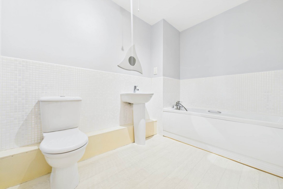 Images for Roxburgh Court, Motherwell