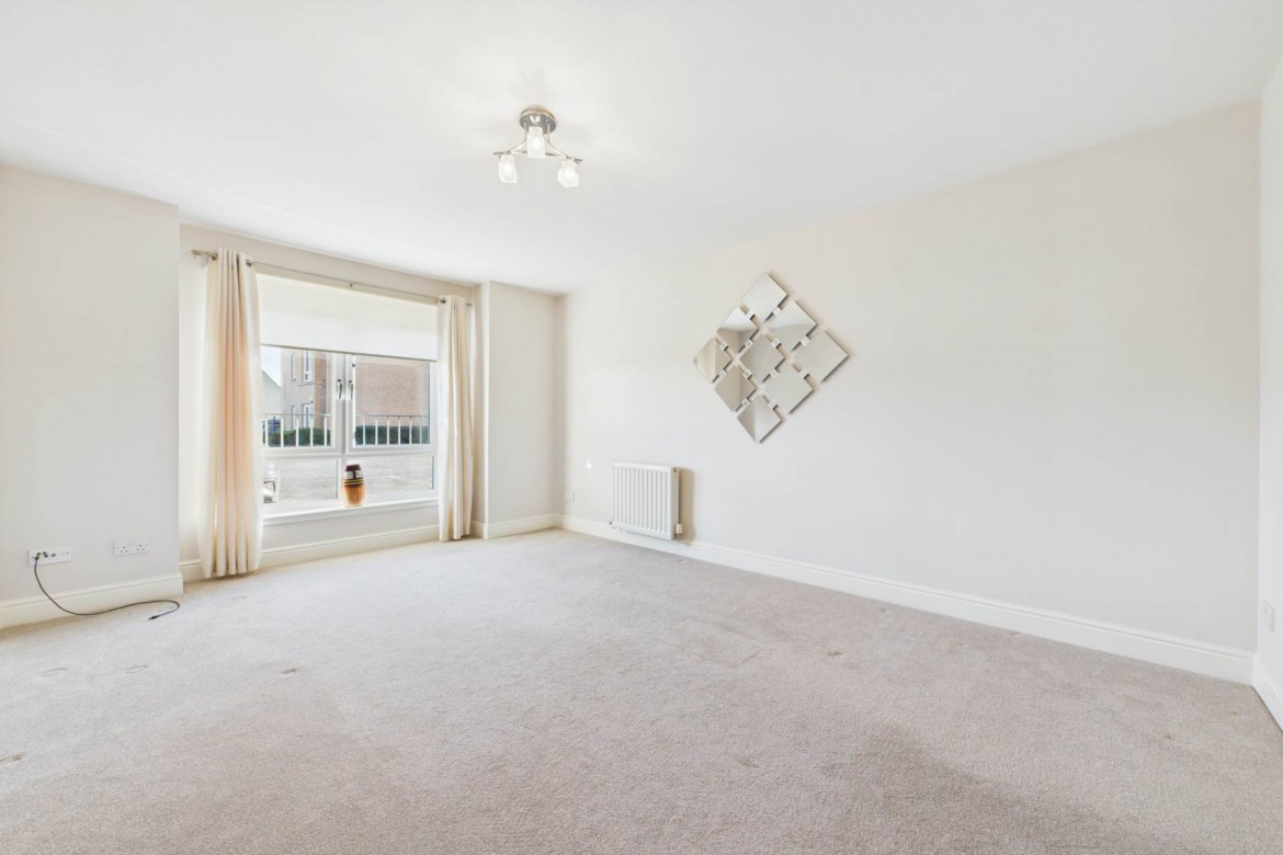 Images for Roxburgh Court, Motherwell