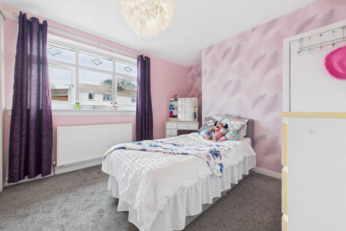 Images for Knowe Crescent, Newarthill, Motherwell