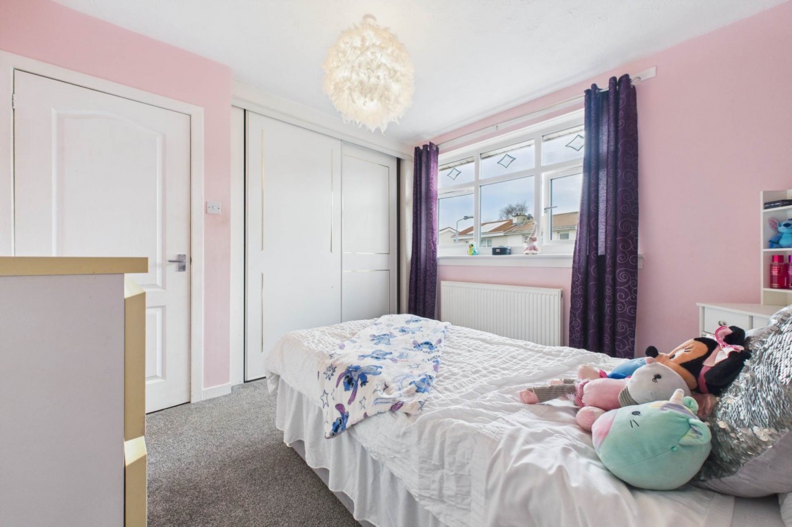 Images for Knowe Crescent, Newarthill, Motherwell