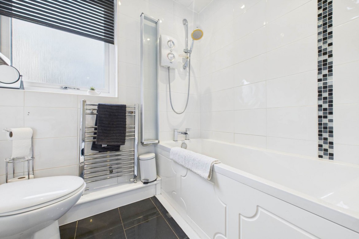 Images for Knowe Crescent, Newarthill, Motherwell
