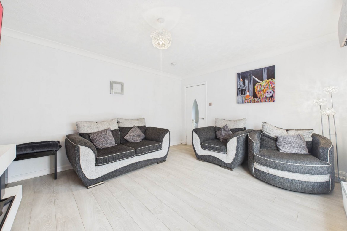Images for Knowe Crescent, Newarthill, Motherwell