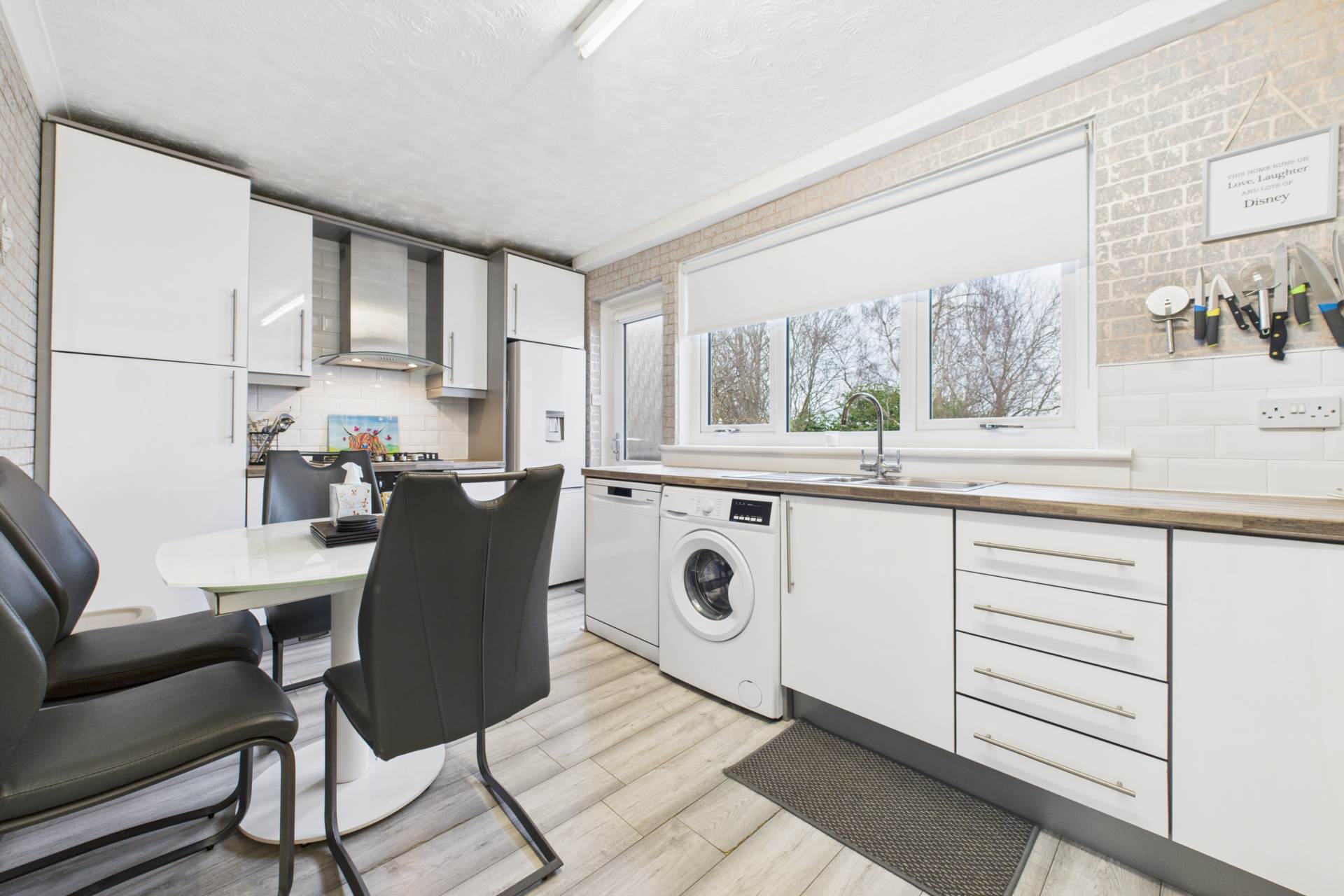 Knowe Crescent, Newarthill, Motherwell
