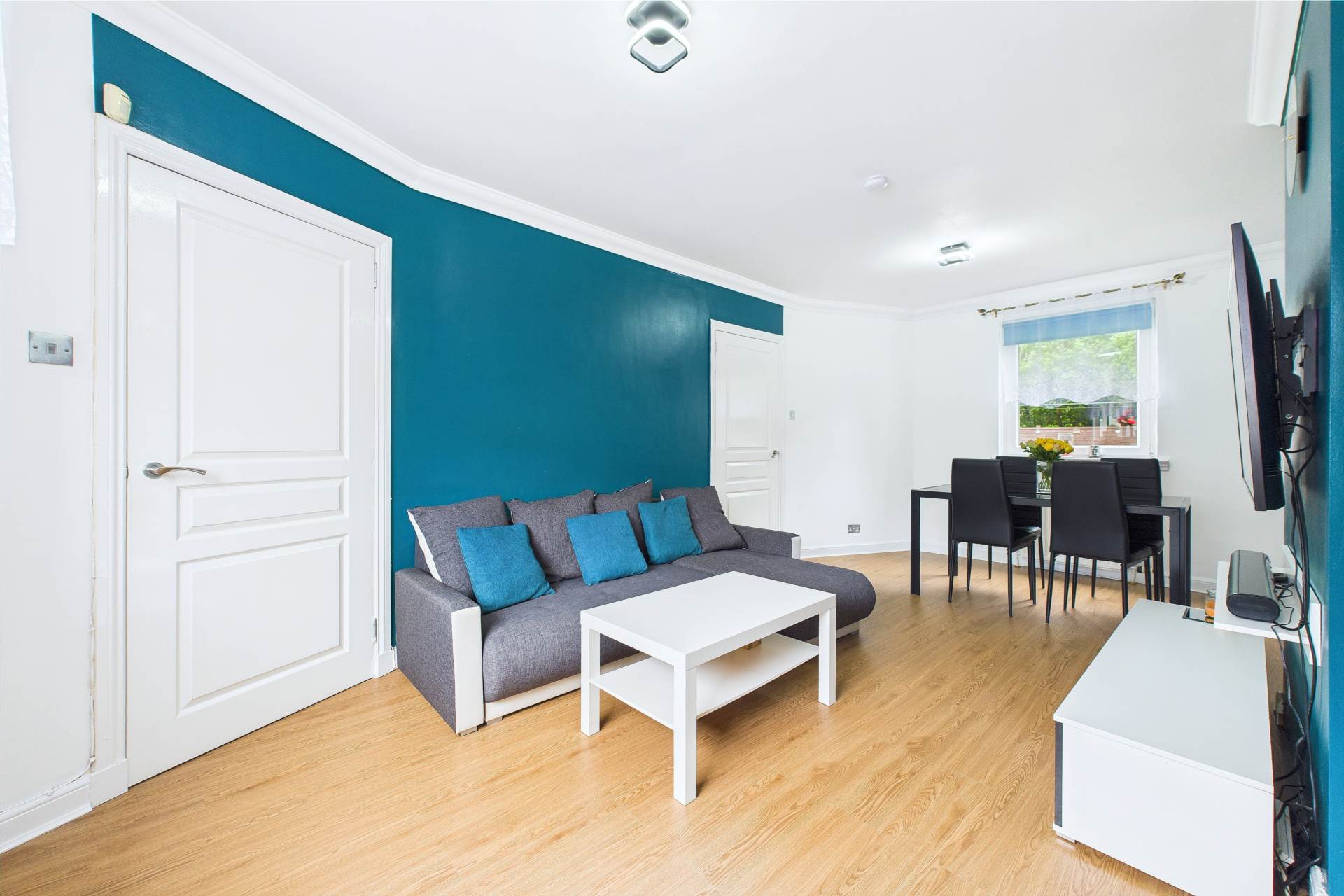 Langholm Crescent, Wishaw