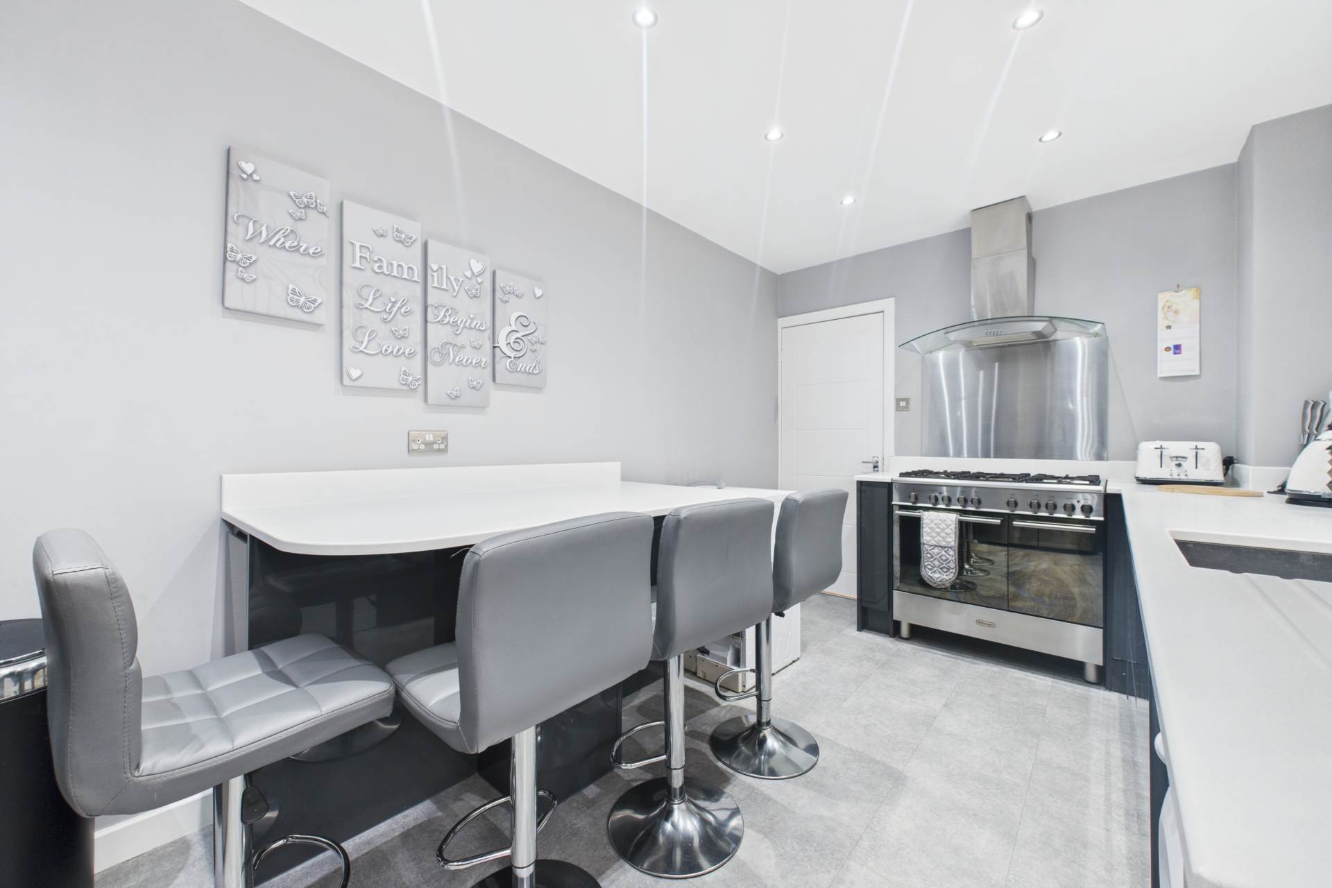 Braehead Quadrant, Newarthill, Motherwell