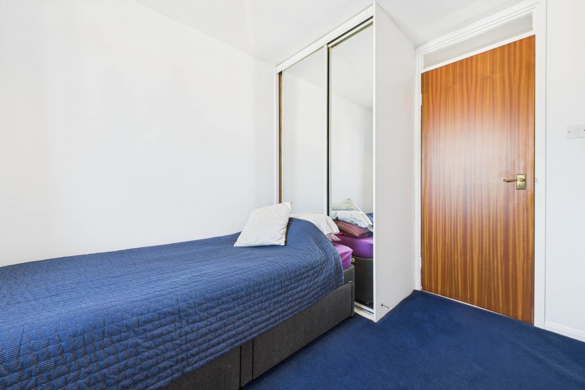 Moffat Place, Gardenhall, East Kilbride