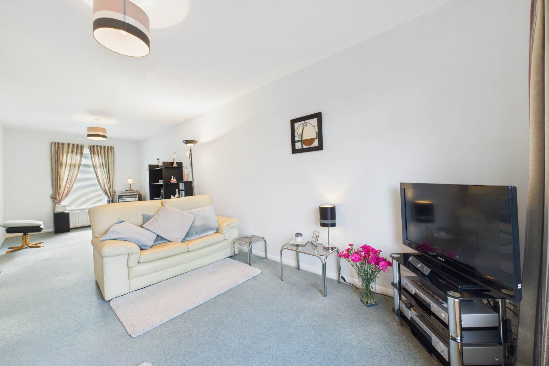 Moffat Place, Gardenhall, East Kilbride