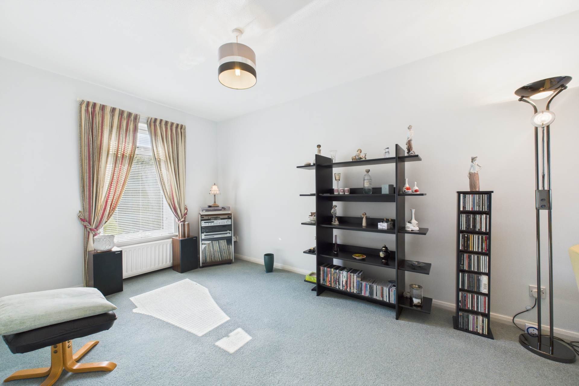 Moffat Place, Gardenhall, East Kilbride