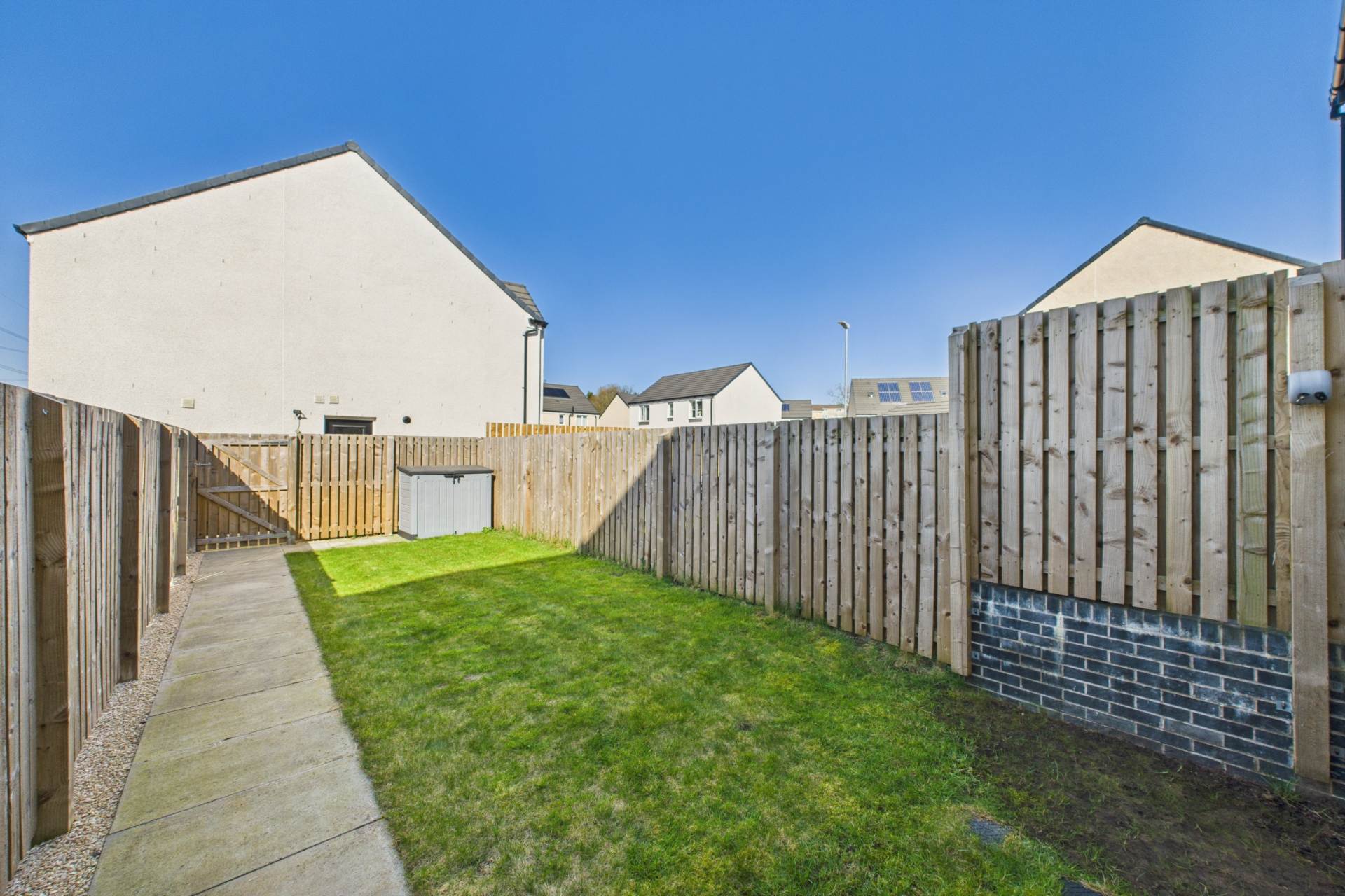 Croftfoot Gardens, Gartcosh