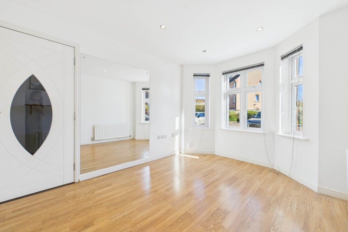 Images for Toul Gardens, Motherwell, North Lanarkshire