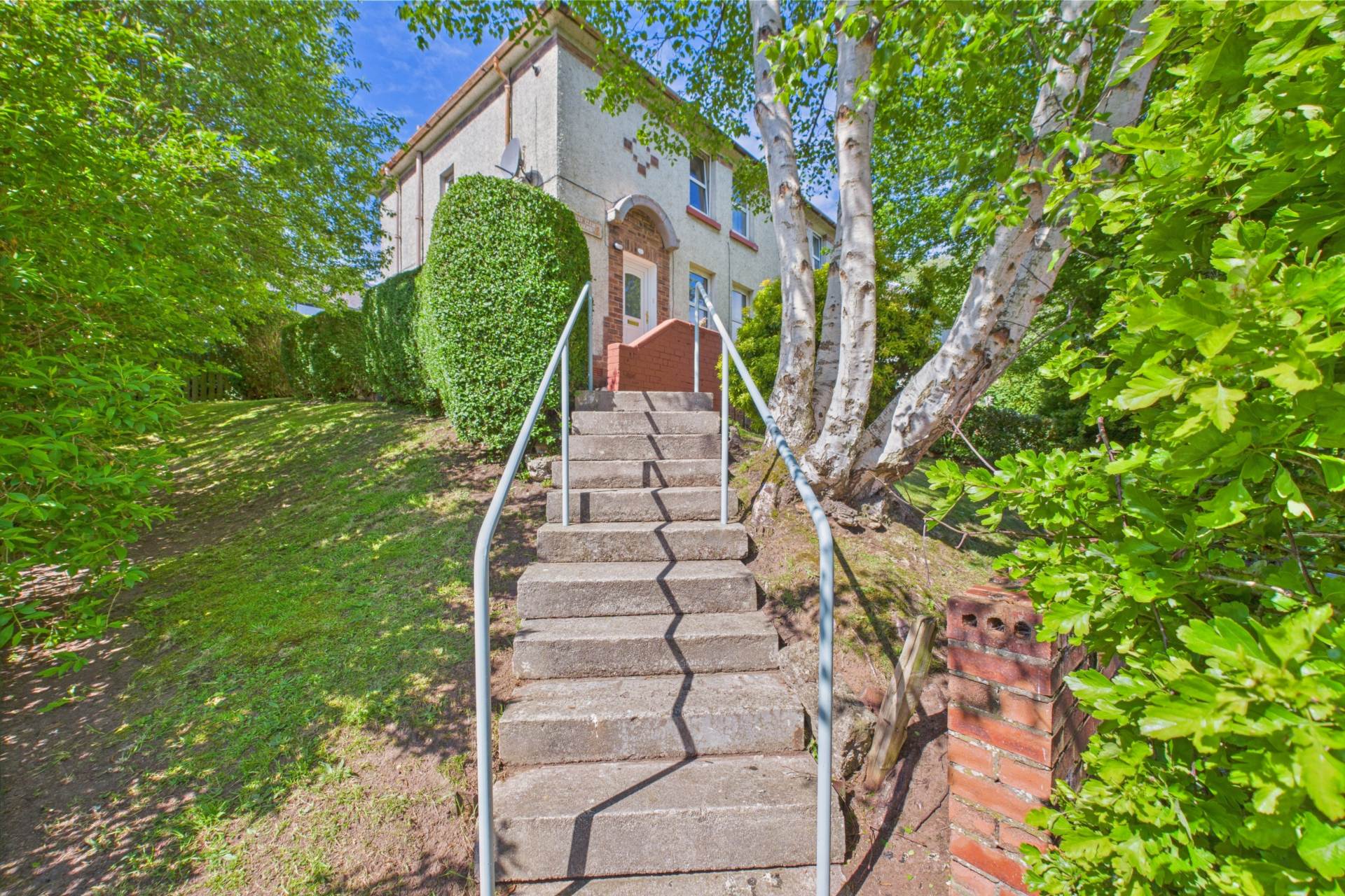 West Glebe Terrace, Hamilton
