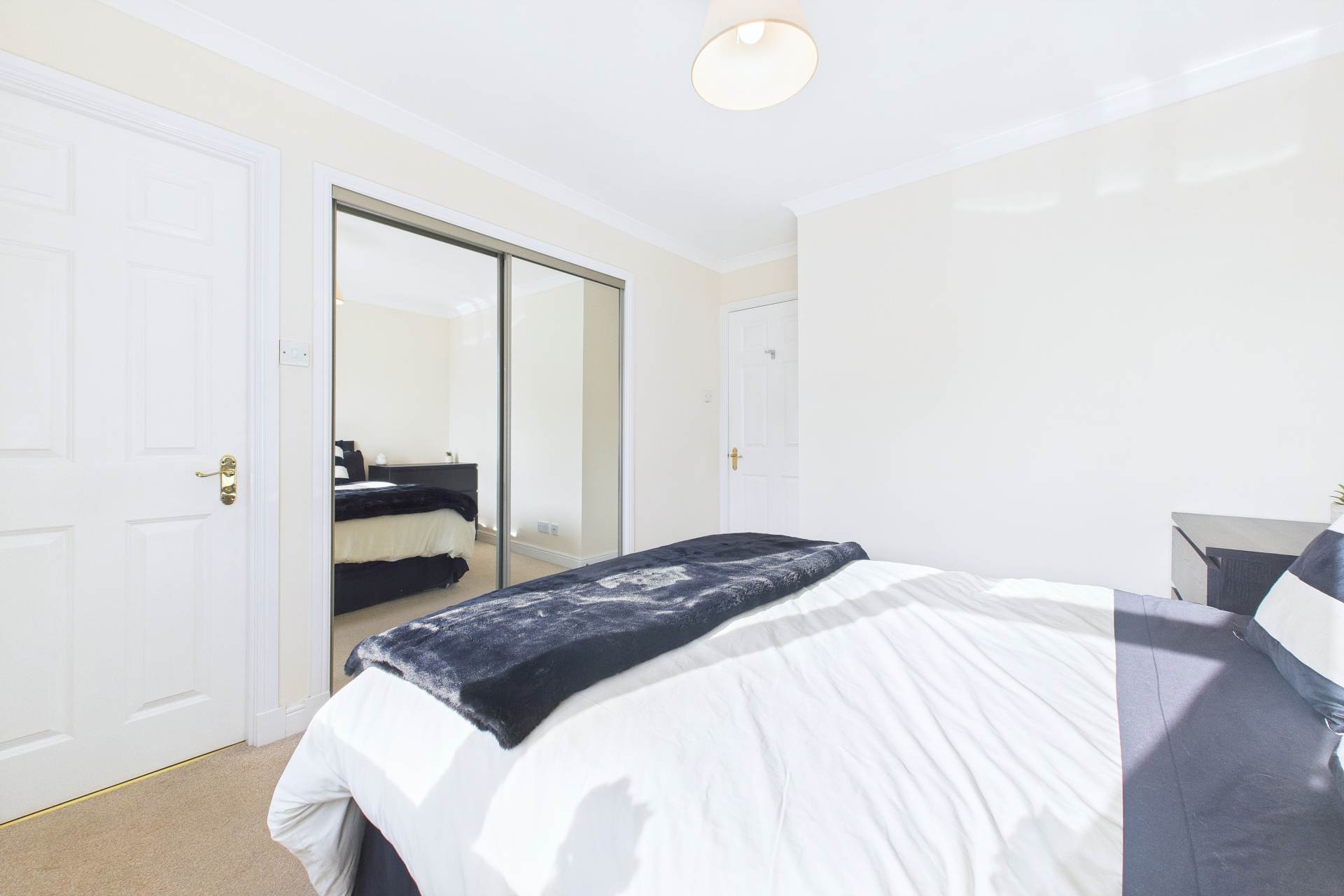 Devine Court, Wishaw