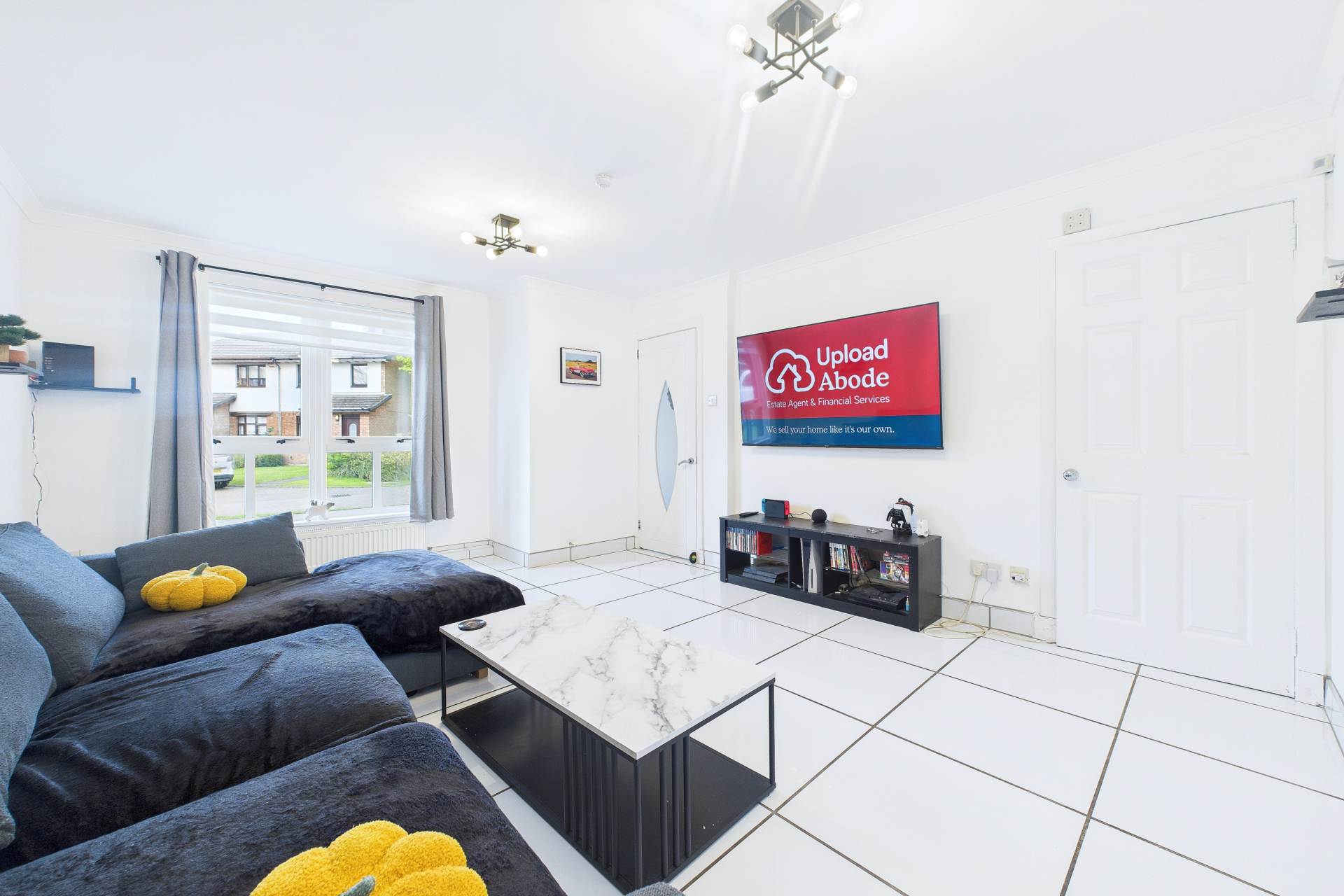 Dunskaith Place, Glasgow