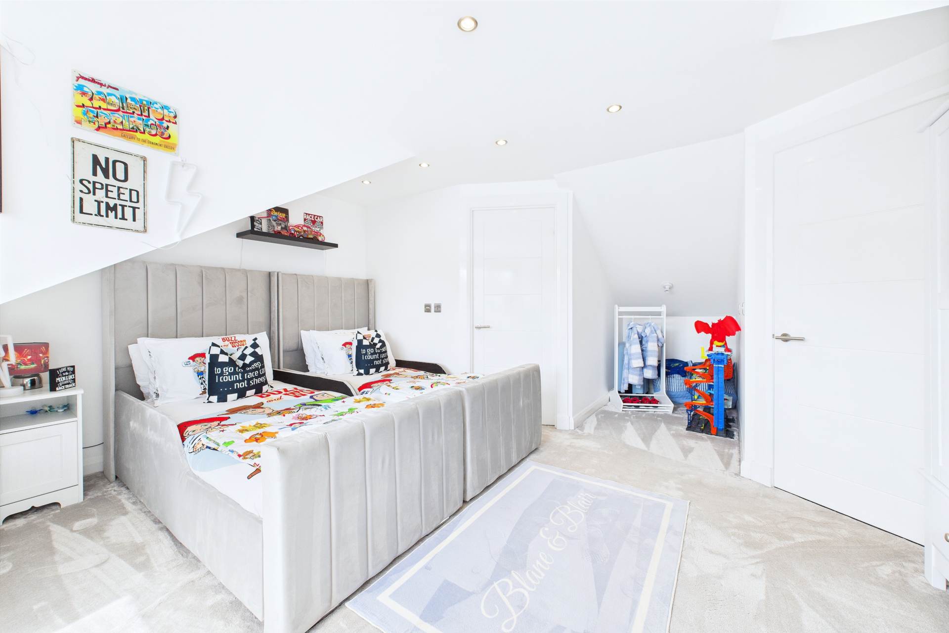 Coldstream Drive, Burnside