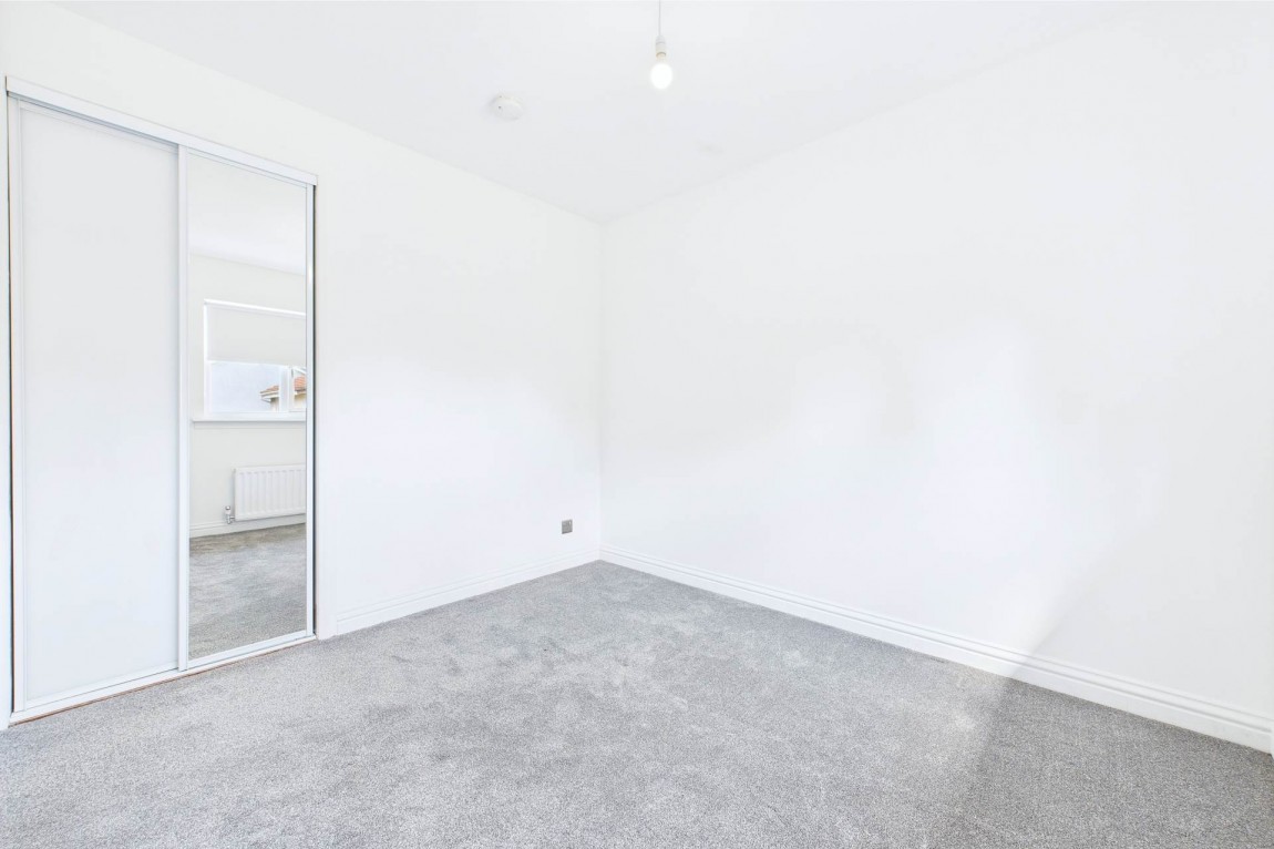 Images for Russell Gardens, Uddingston