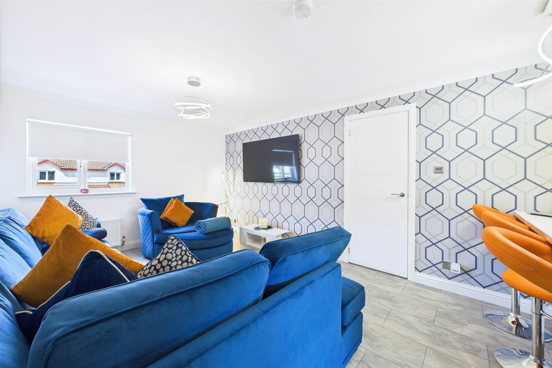 Russell Gardens, Uddingston