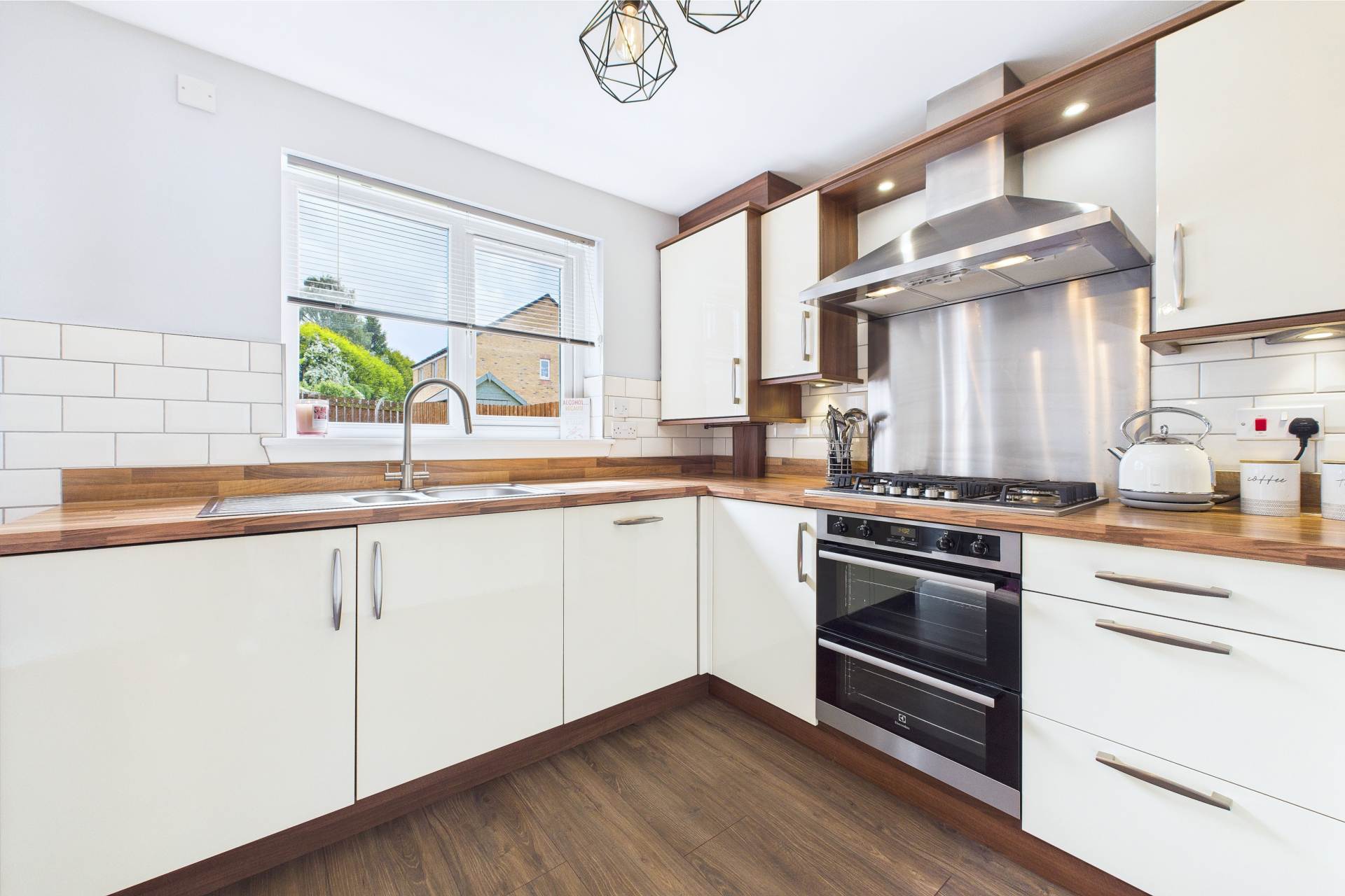 Valleyfield Crescent, Ferniegair