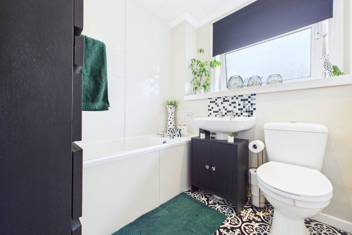 Images for Chapelcross Avenue, Airdrie