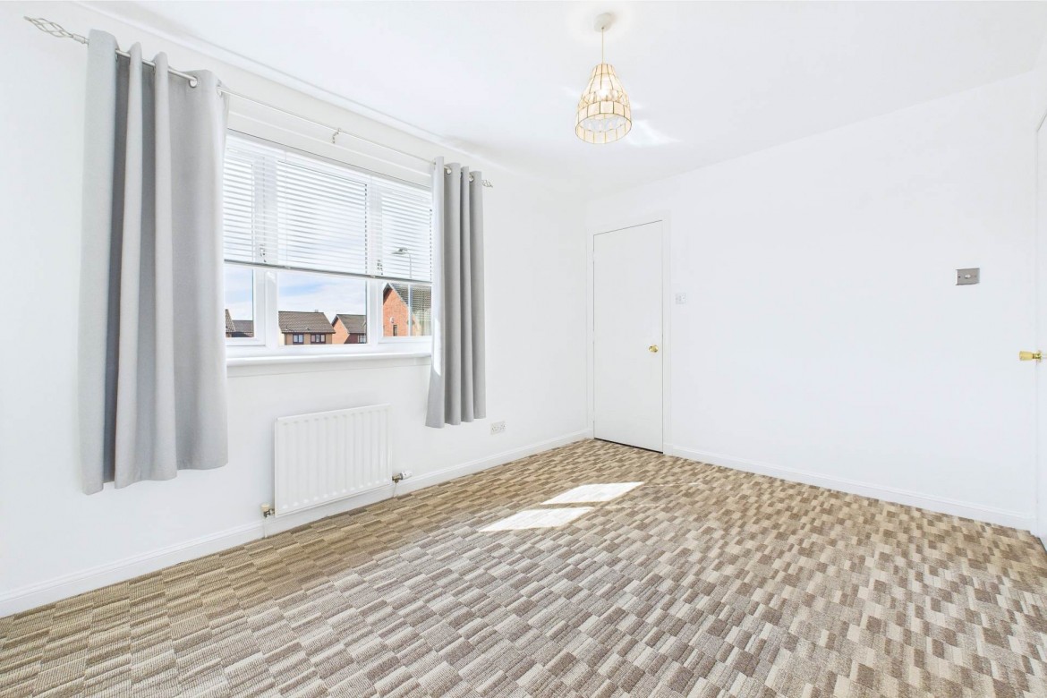 Images for Sunflower Gardens, Motherwell
