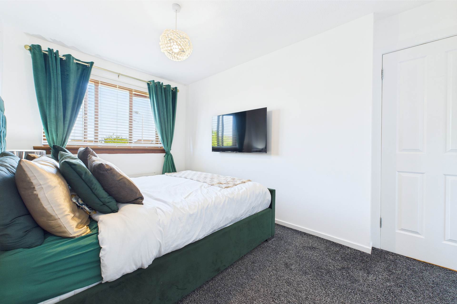 Jennie Lee Drive, Wishaw