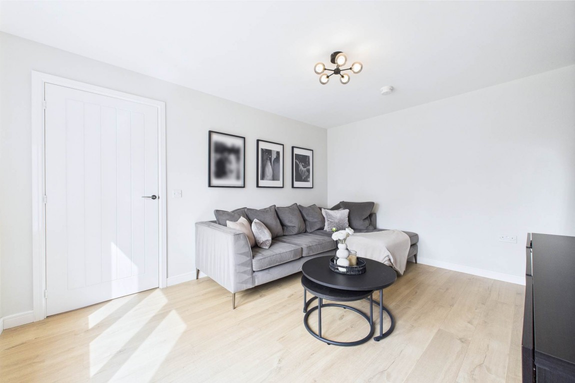Images for Skylark Gardens, Cambuslang