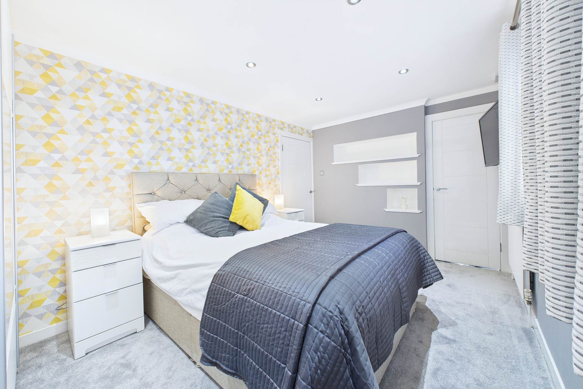 Tollpark Crescent, Wishaw