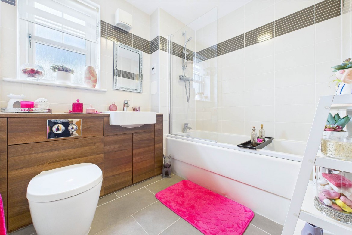 Images for Spider Bridge Court, Lenzie