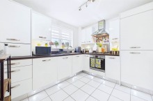 Images for Spider Bridge Court, Lenzie
