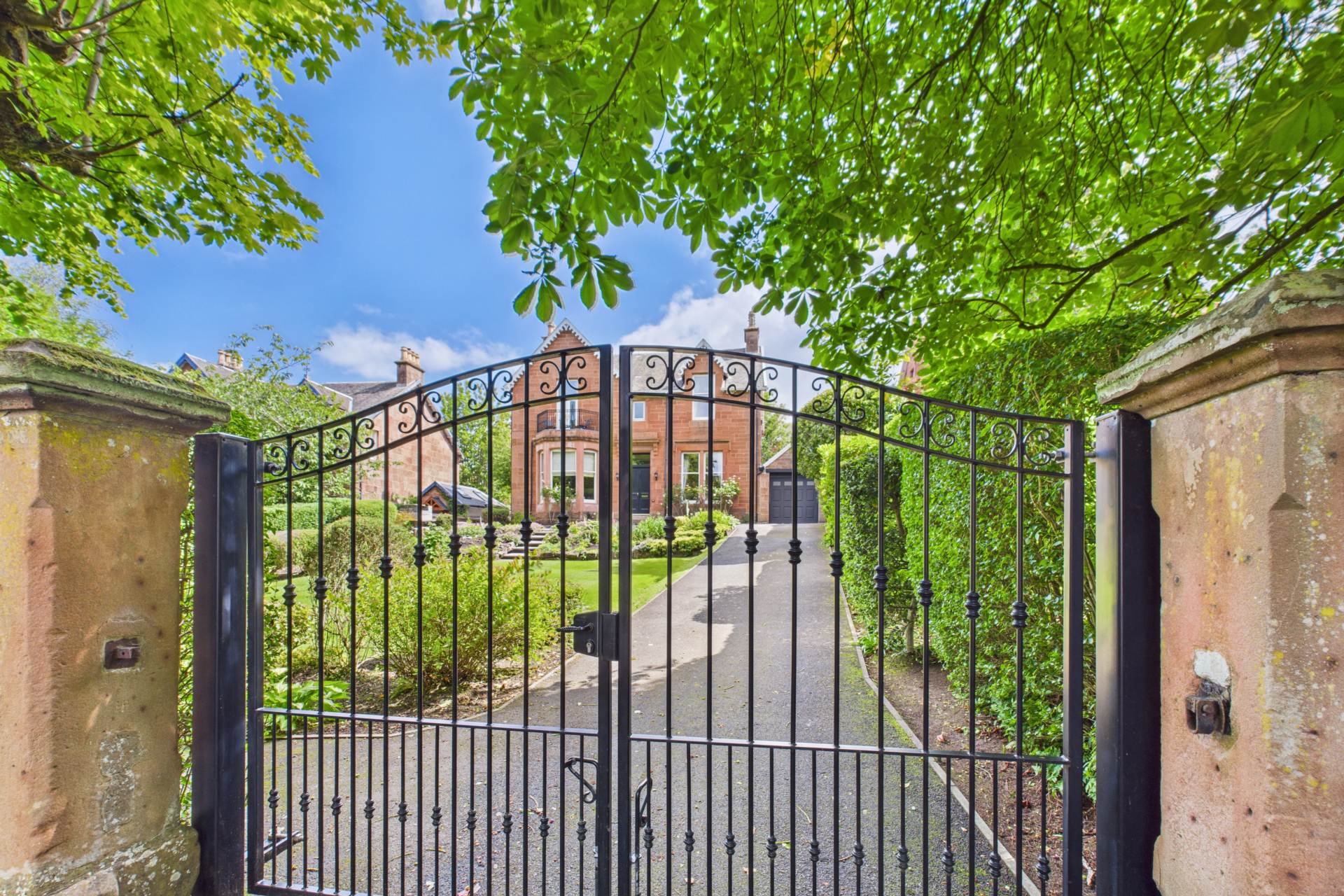 Gardenside Avenue, Uddingston